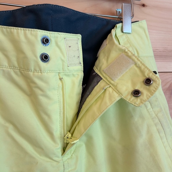 Columbia Omni-Heat Insulated Snow Pants - Picture 5 of 11